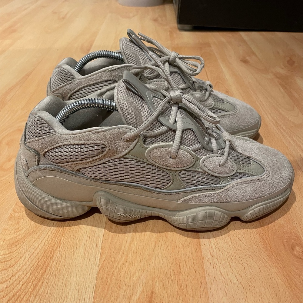Adidas Yeezy 500 Taupe Light: Mens Size 8.5US